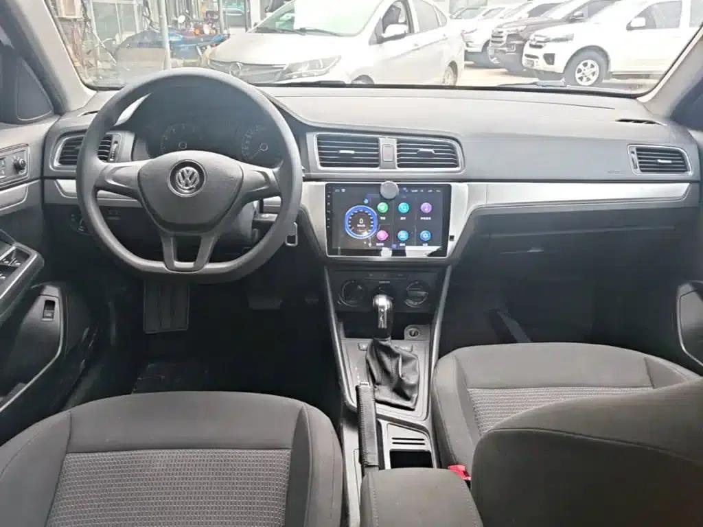 2017 Volkswagen Lavida 1.6L Automatic Fashion Edition — миниатюра 10