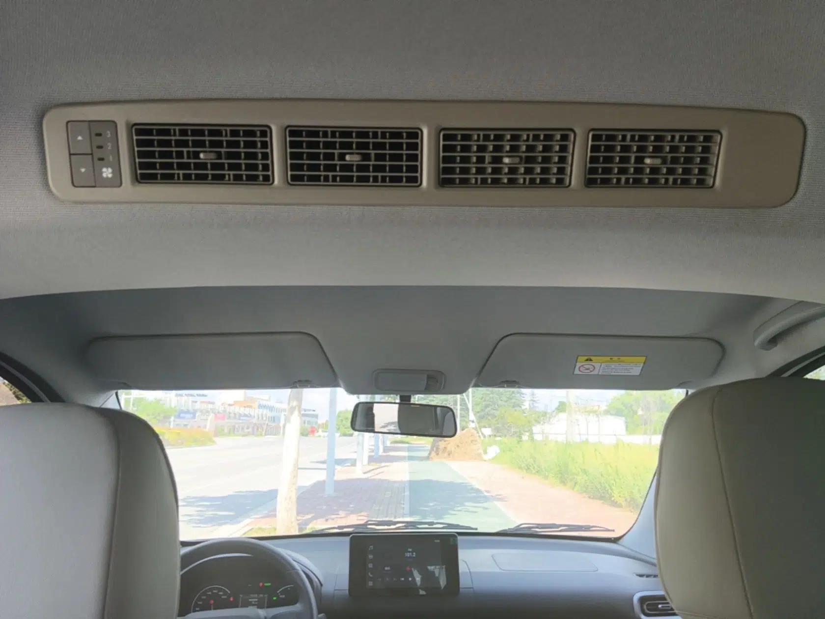 Wuling Hongguang New Energy 2025 Extended-Range Hybrid 50KM Comfort Version — миниатюра 21