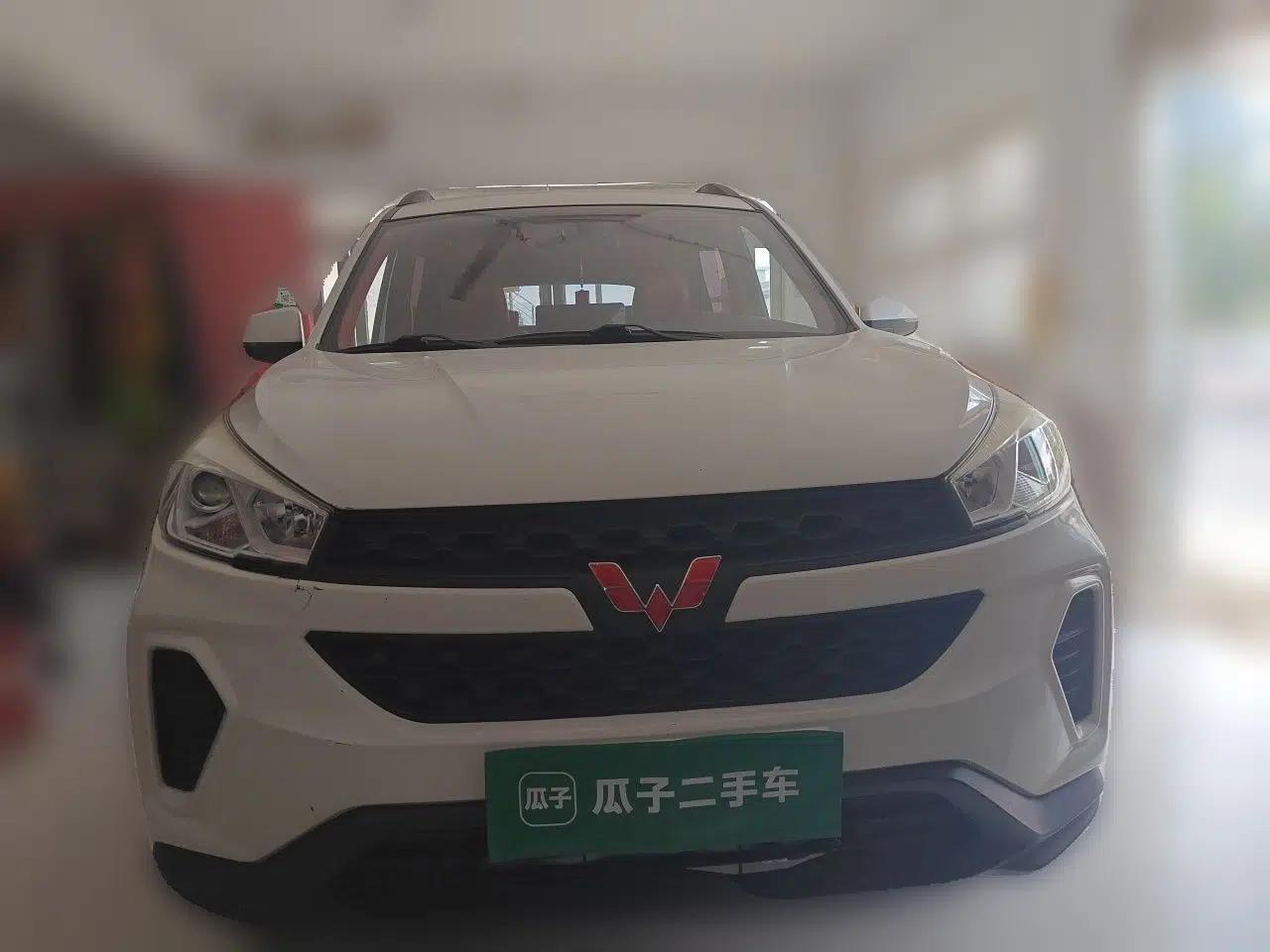 Wuling Hongguang S3 2018 1.5L Manual Standard Version China V Standard — миниатюра 2