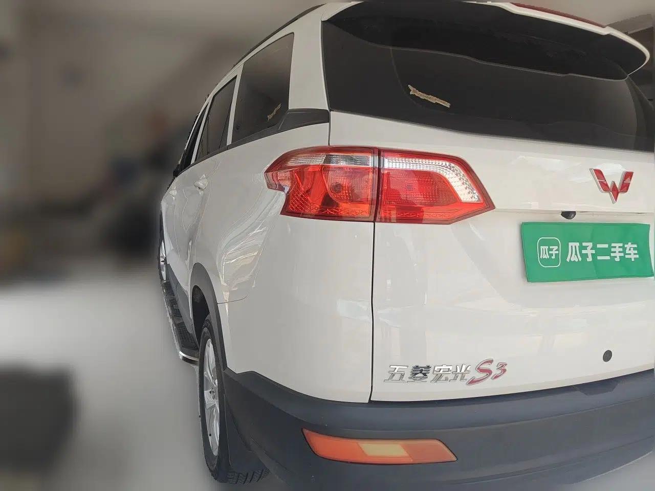 Wuling Hongguang S3 2018 1.5L Manual Standard Version China V Standard — миниатюра 4