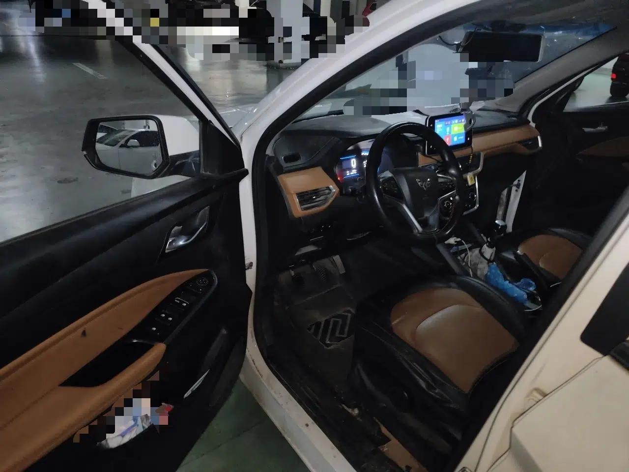 Wuling Hongguang S3 2018 1.5T Manual Luxury Model China V Standard — миниатюра 16