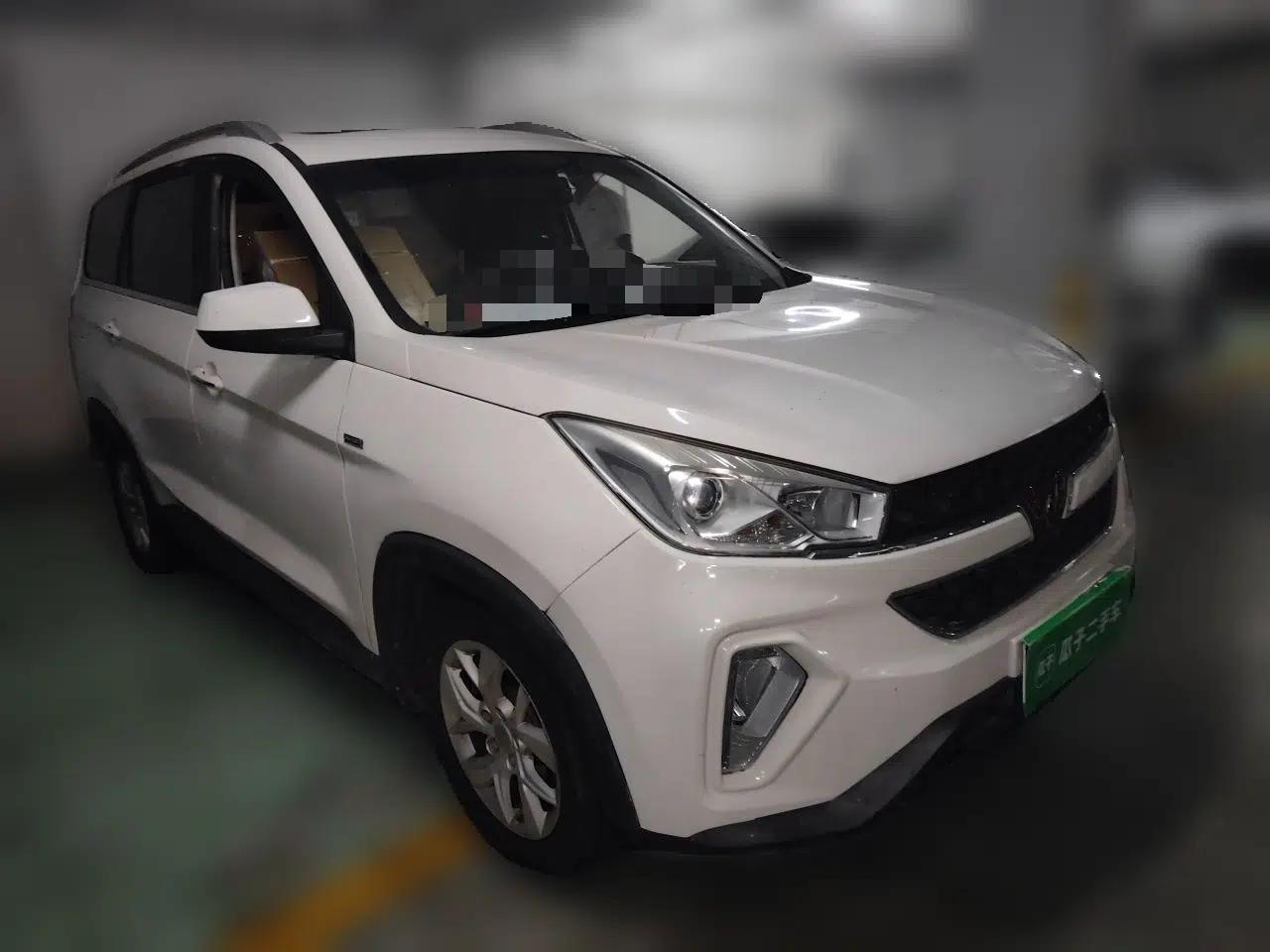 Wuling Hongguang S3 2018 1.5T Manual Luxury Model China V Standard — миниатюра 3