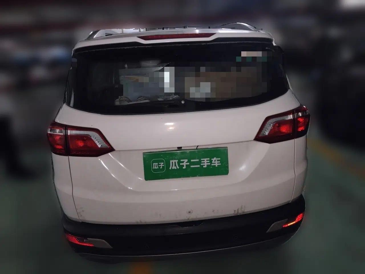 Wuling Hongguang S3 2018 1.5T Manual Luxury Model China V Standard — миниатюра 5