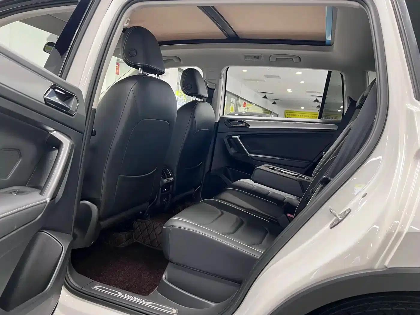 Tiguan L 2018 330TSI Automatic 2WD Flagship Edition — миниатюра 33