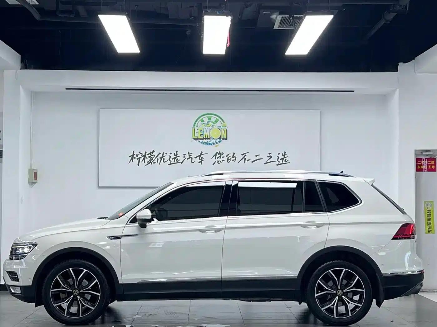 Tiguan L 2018 330TSI Automatic 2WD Flagship Edition — миниатюра 5