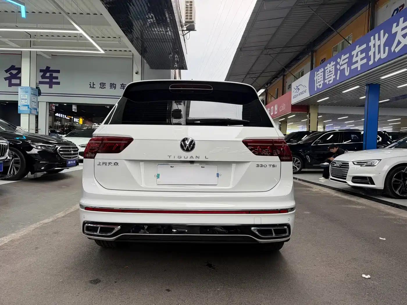 Tiguan L 2024 330TSI Automatic 2WD R-Line Premium Edition — миниатюра 23