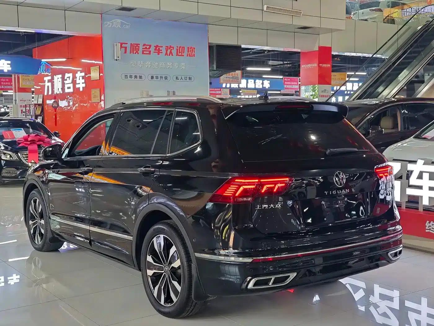 Tiguan L 2023 330TSI Automatic 2WD R-Line Premium Edition — миниатюра 15