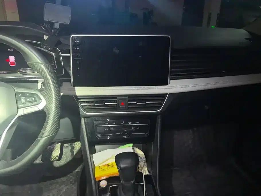 Tiguan L 2023 Facelift 330TSI Automatic 2WD Smart Edition — миниатюра 13
