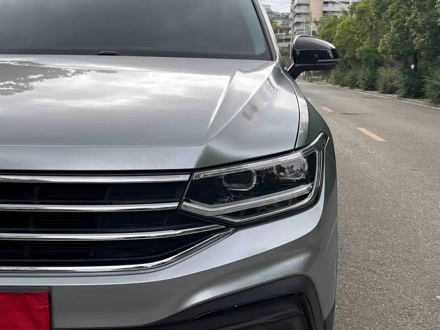 Tiguan L 2022 330TSI Automatic 2WD Comfort Edition — миниатюра 12