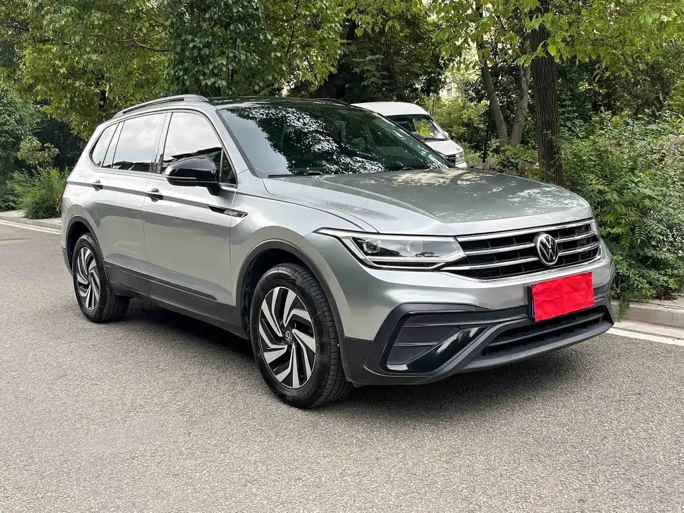 Tiguan L 2022 330TSI Automatic 2WD Comfort Edition — миниатюра 9
