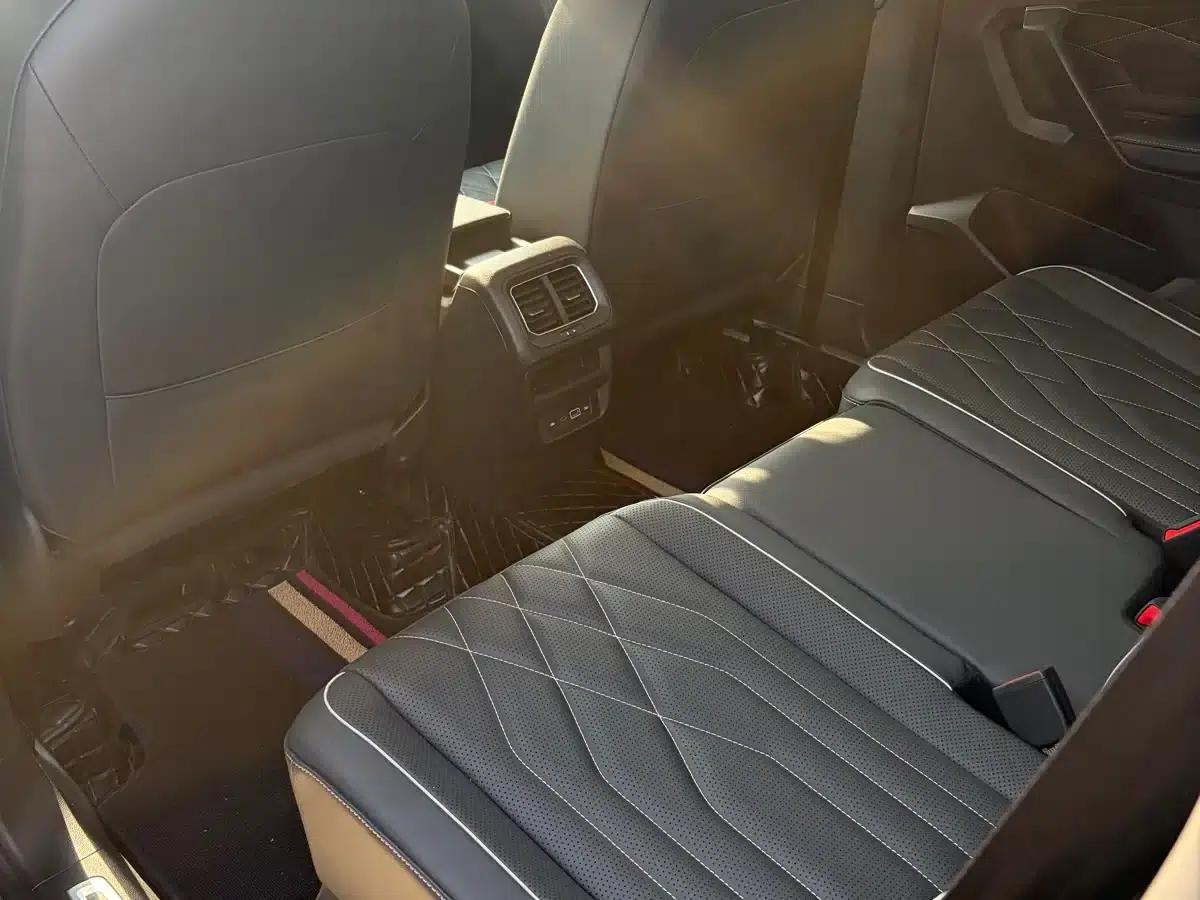 Tiguan L 2024 330TSI Automatic 2WD R-Line Premium Edition — миниатюра 20