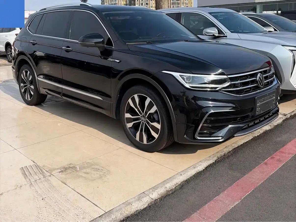 Tiguan L 2024 330TSI Automatic 2WD R-Line Premium Edition — миниатюра 3