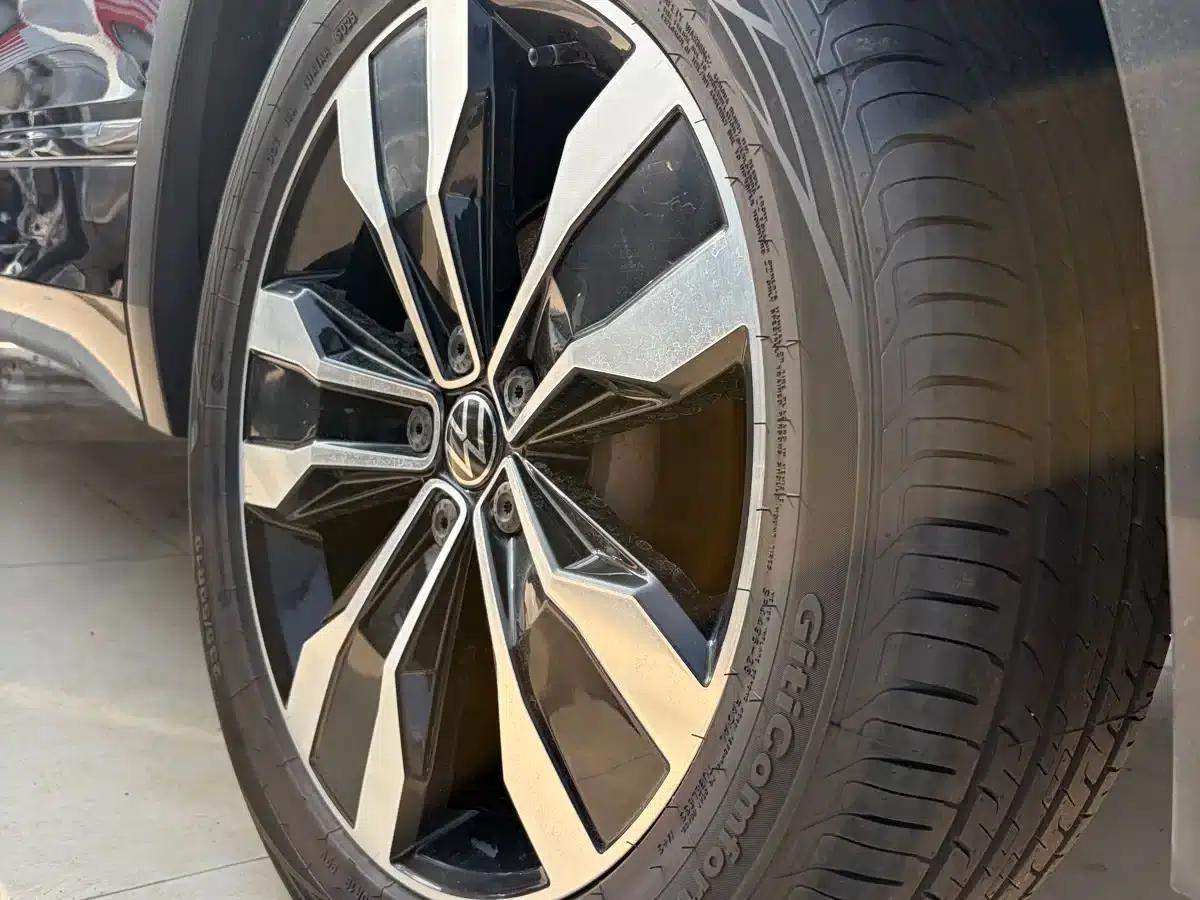 Tiguan L 2024 330TSI Automatic 2WD R-Line Premium Edition — миниатюра 22