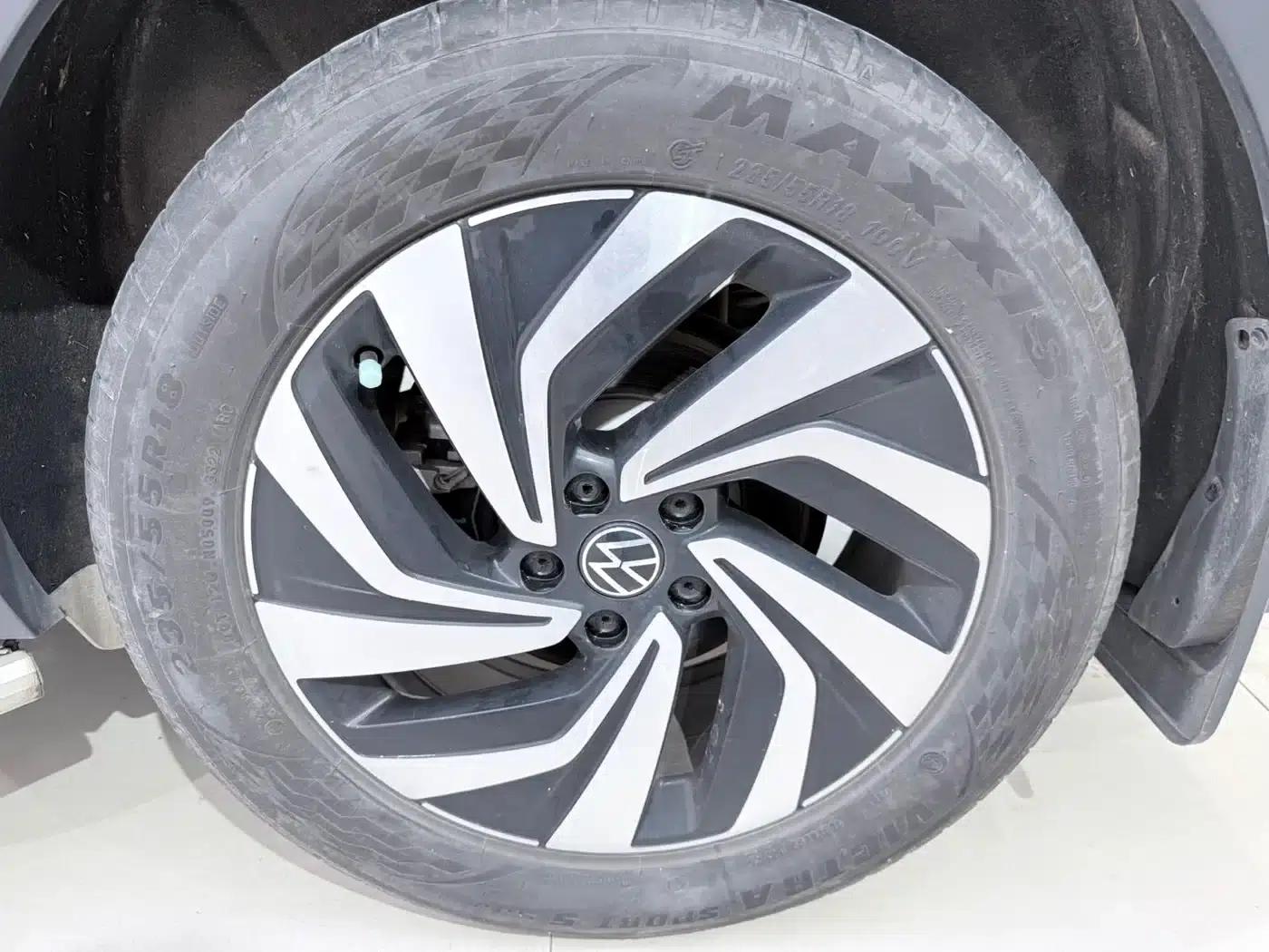 Tiguan L 2023 280TSI Automatic 2WD Trendy Limited Edition — миниатюра 15