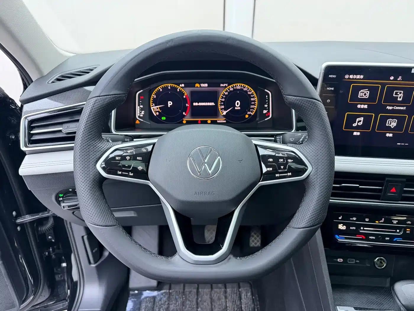 Tiguan L 2023 280TSI Automatic 2WD Trendy Limited Edition — миниатюра 11
