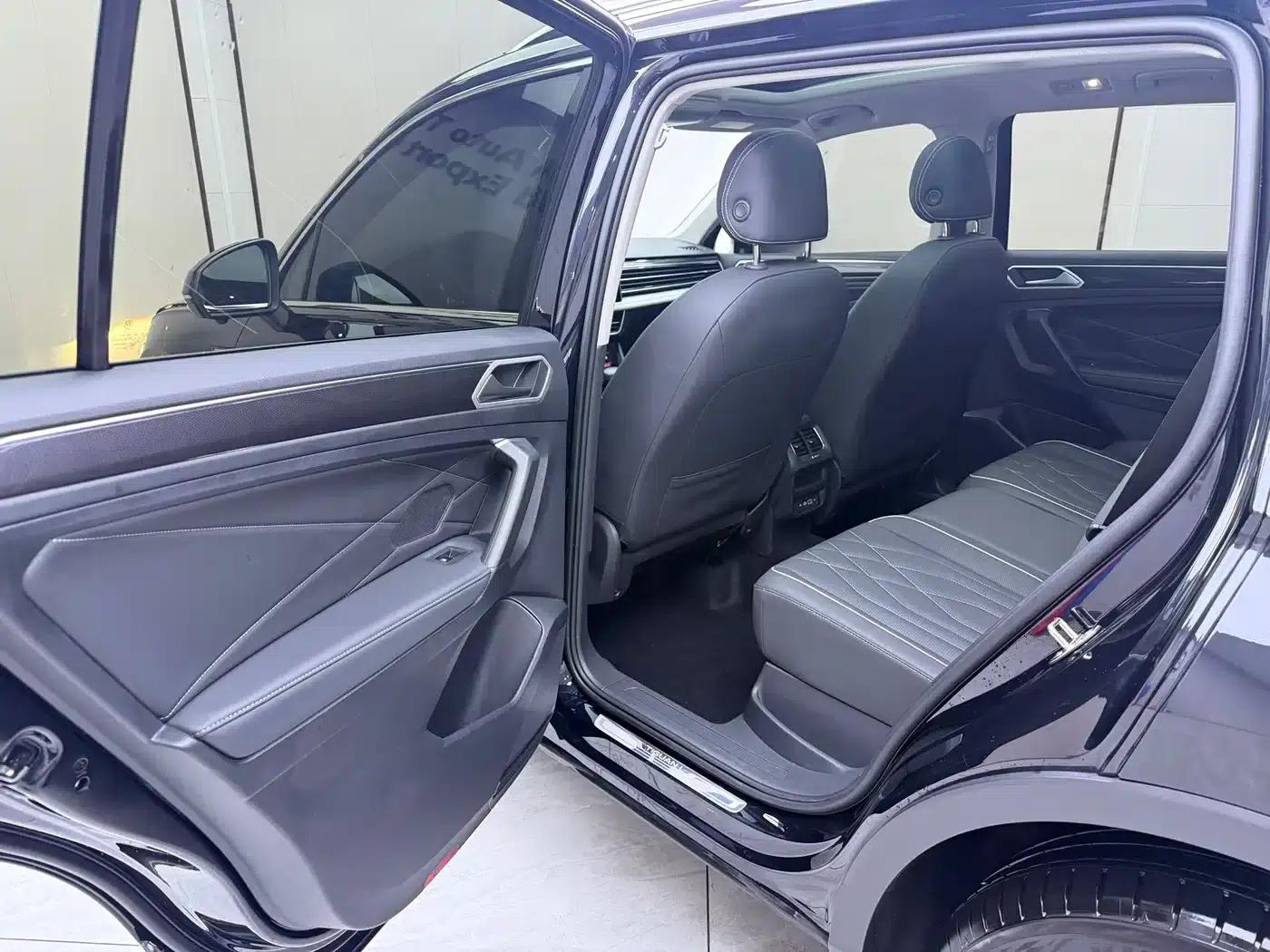 Tiguan L 2023 280TSI Automatic 2WD Trendy Limited Edition — миниатюра 15