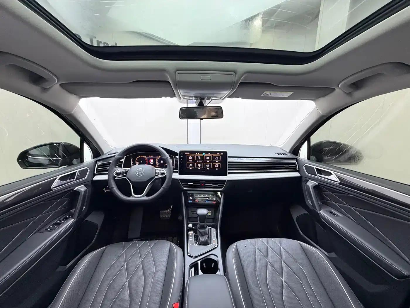 Tiguan L 2023 280TSI Automatic 2WD Trendy Limited Edition — миниатюра 17