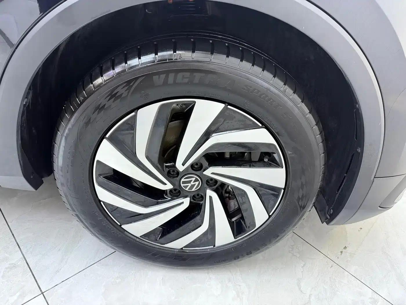 Tiguan L 2023 280TSI Automatic 2WD Trendy Limited Edition — миниатюра 23