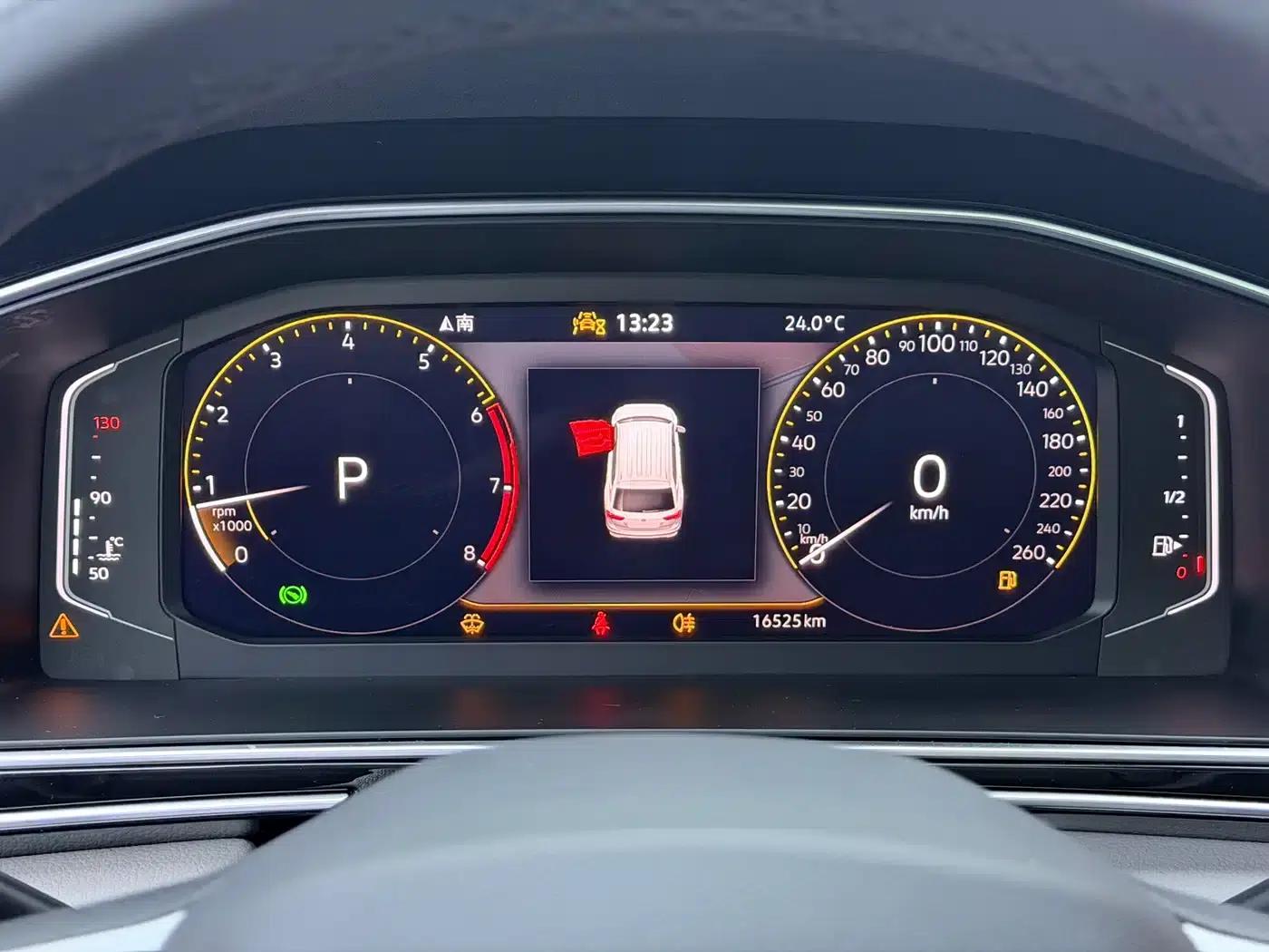 Tiguan L 2023 280TSI Automatic 2WD Trendy Limited Edition — миниатюра 10