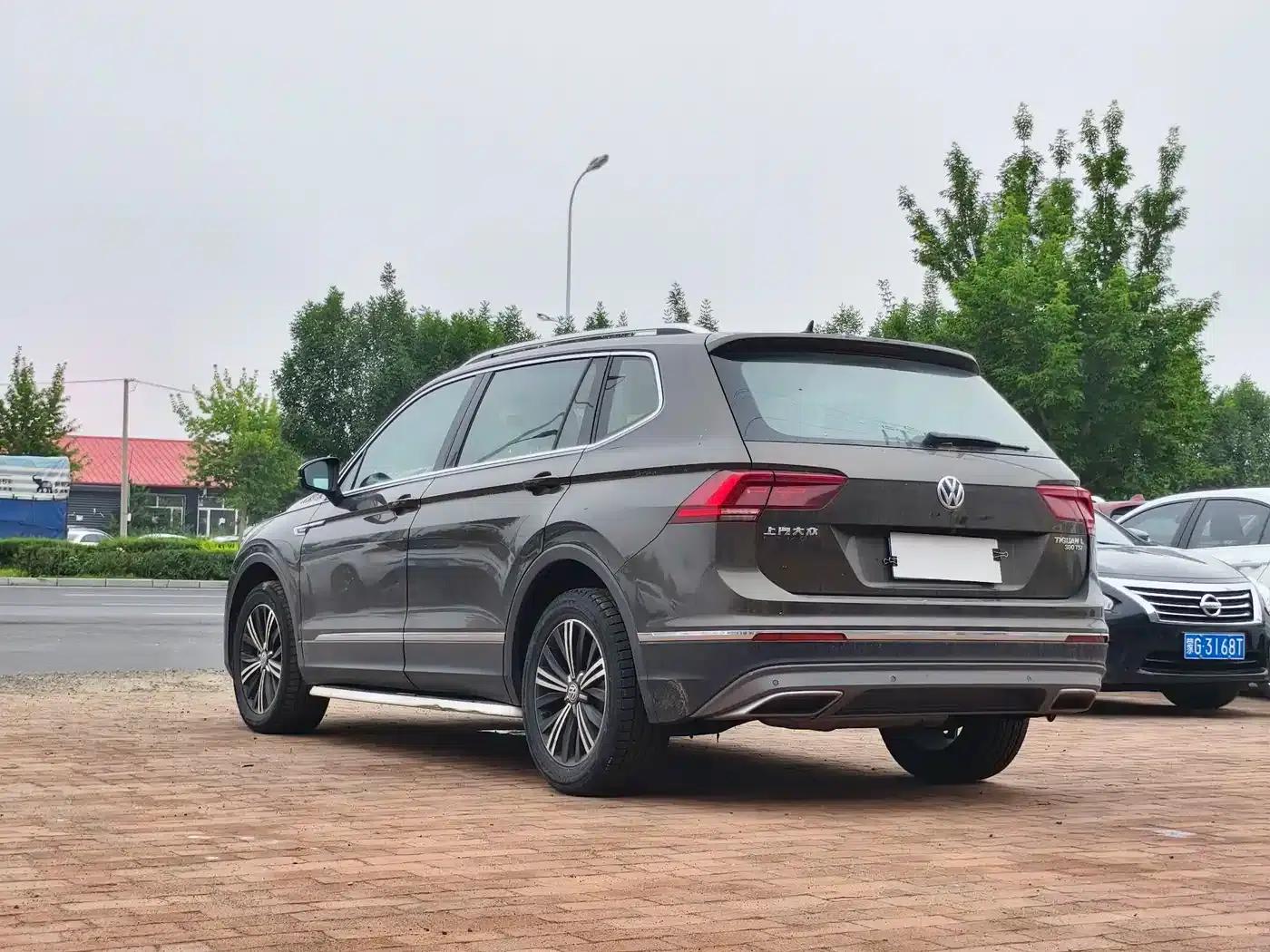 Tiguan L 2017 380TSI Automatic 4WD Luxury Edition — миниатюра 7
