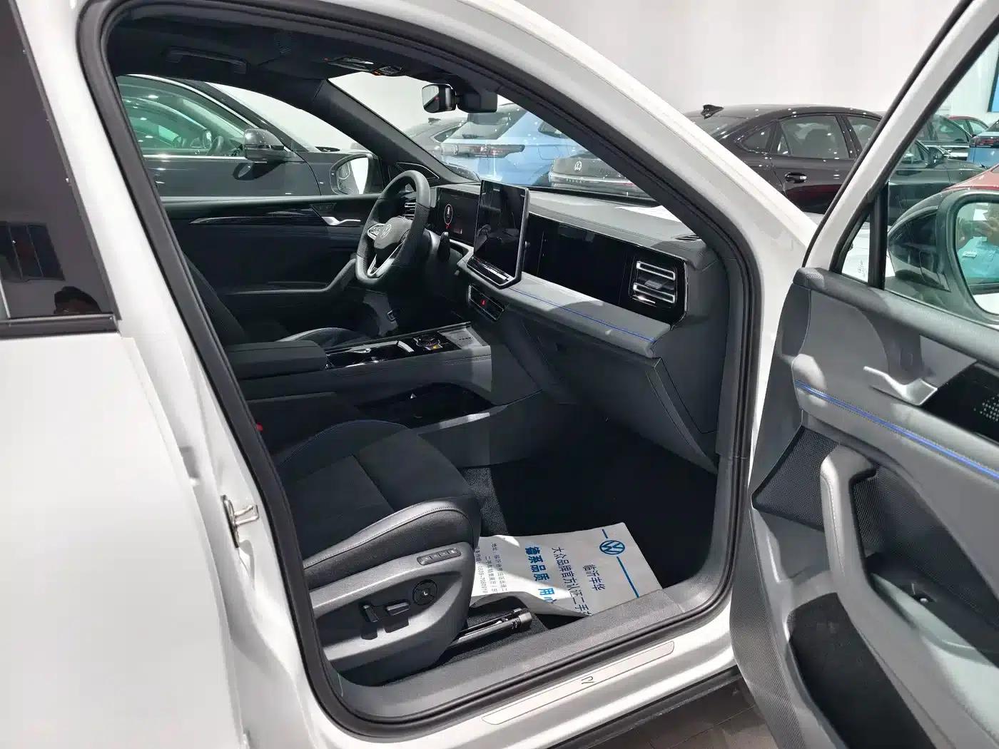 Tiguan L 2026 PRO 380TSI AWD R-Line Supreme Edition — миниатюра 15