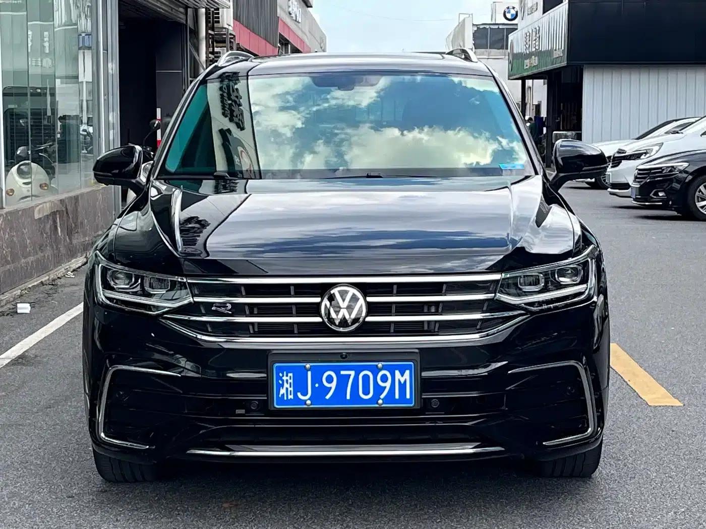 Tiguan L 2024 330TSI Automatic 2WD R-Line Premium Edition — миниатюра 1