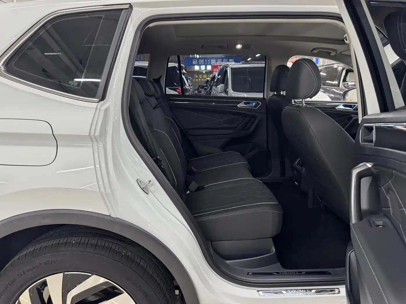 Tiguan L 2023 280TSI Automatic 2WD Trendy Limited Edition — миниатюра 12