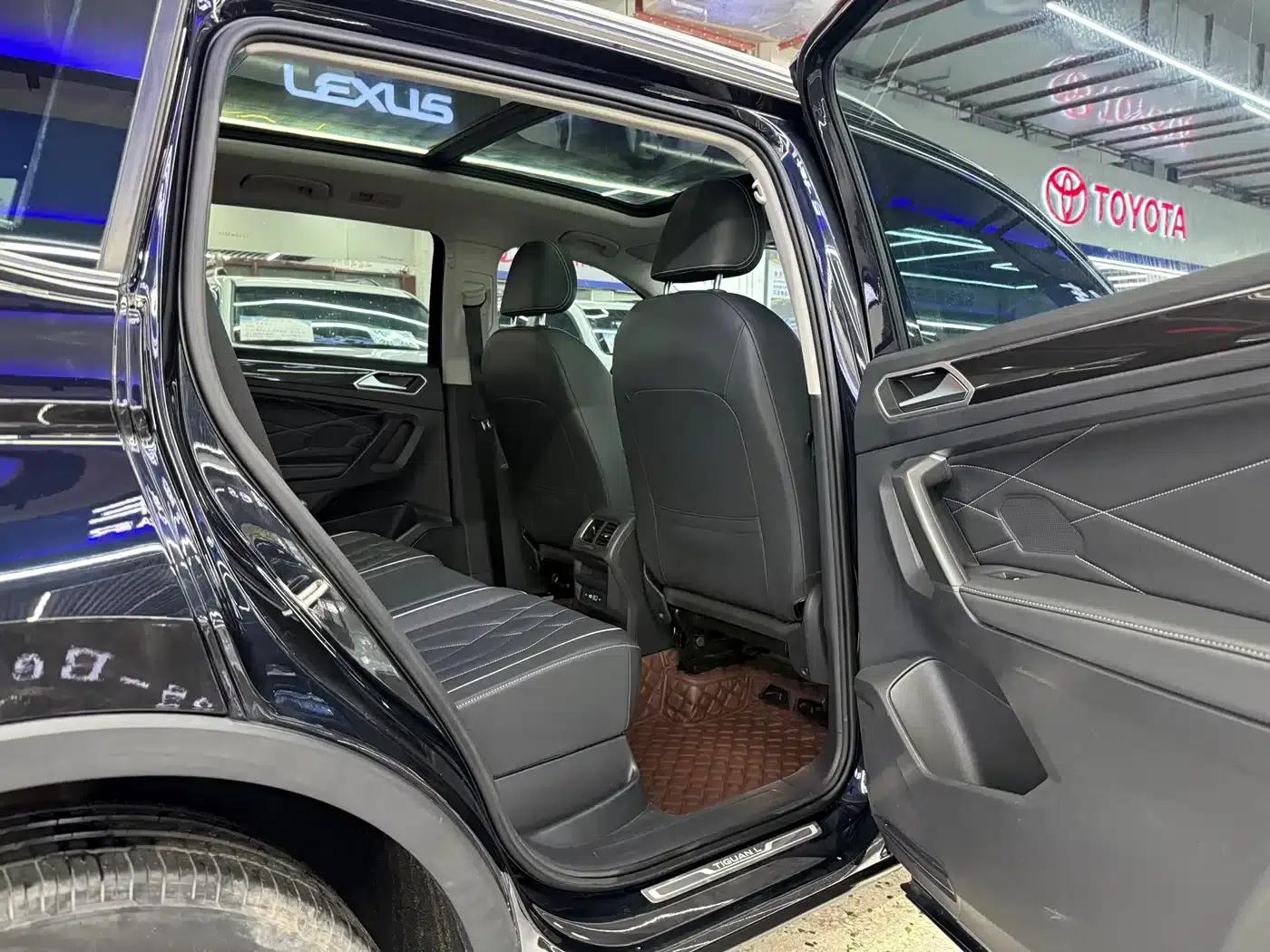 Tiguan L 2023 280TSI Automatic 2WD Trendy Limited Edition — миниатюра 8
