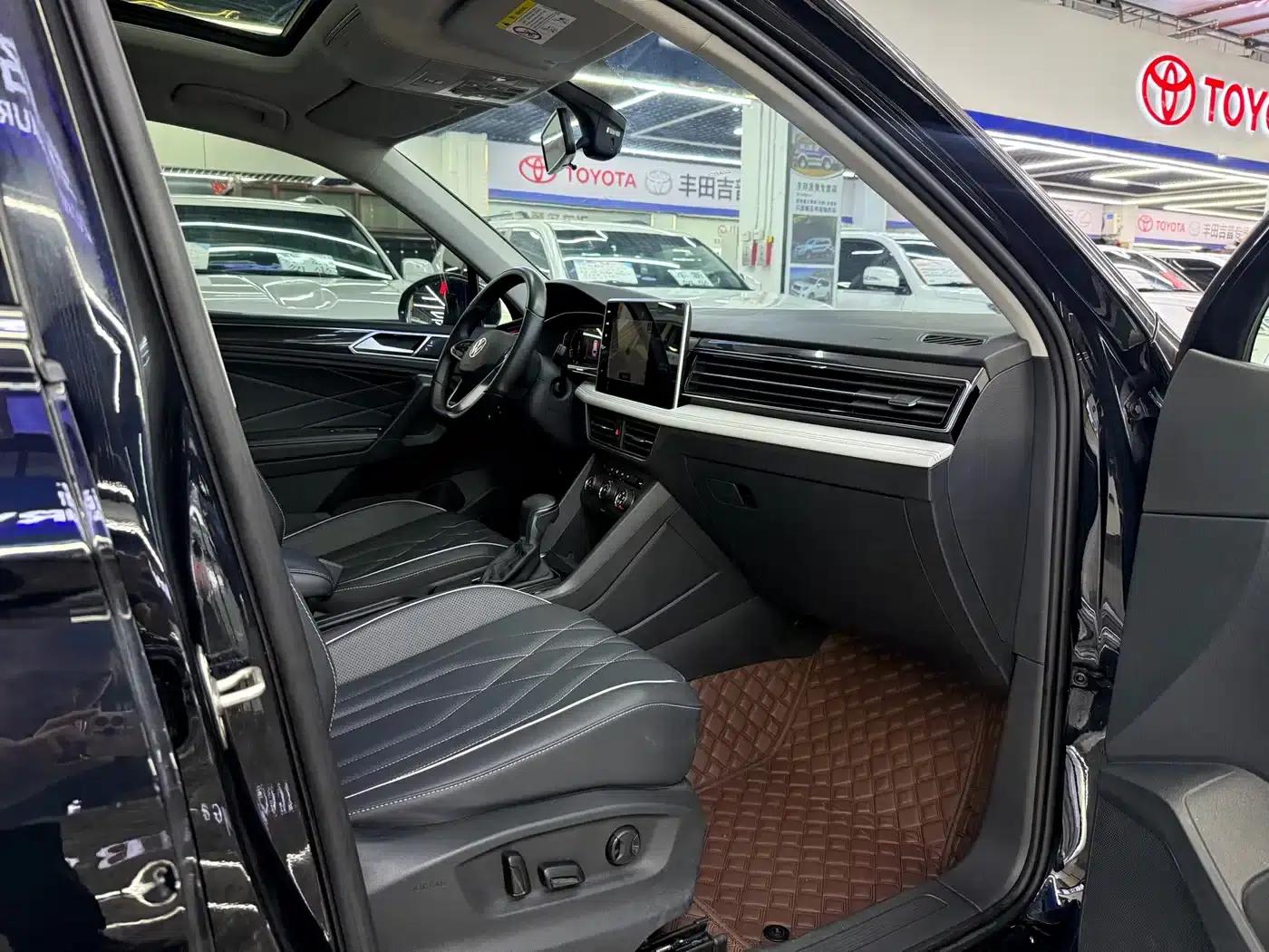 Tiguan L 2023 280TSI Automatic 2WD Trendy Limited Edition — миниатюра 9