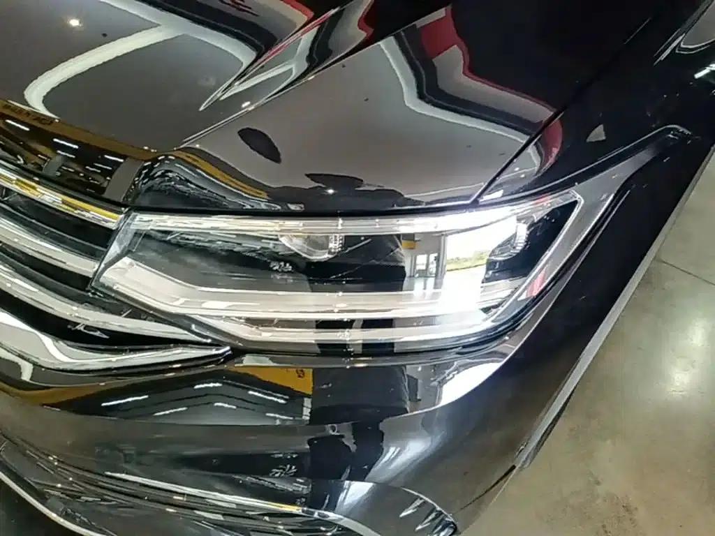 Tiguan L 2025 Outstanding Edition 330TSI Automatic 2WD R-Line Dragon Edition — миниатюра 24