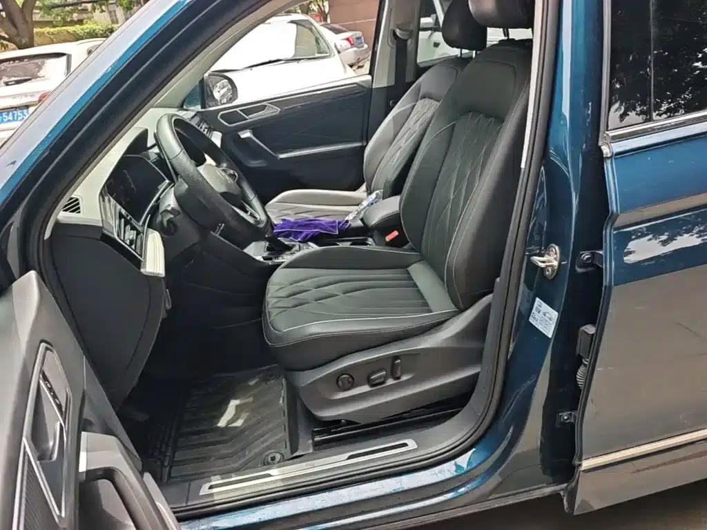 Tiguan L 2022 330TSI Automatic 2WD R-Line Premium Edition — миниатюра 15