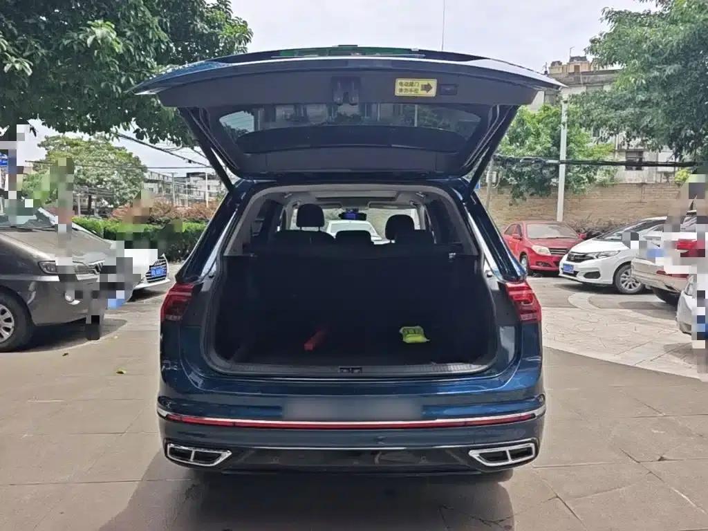 Tiguan L 2022 330TSI Automatic 2WD R-Line Premium Edition — миниатюра 19