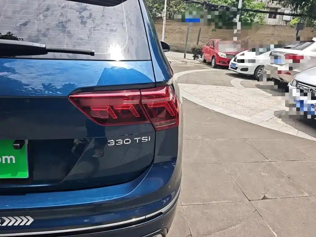 Tiguan L 2022 330TSI Automatic 2WD R-Line Premium Edition — миниатюра 8