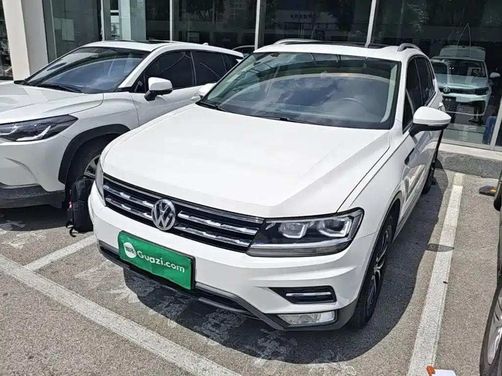 Tiguan L 2017 330TSI Automatic 2WD Luxury Edition — миниатюра 2