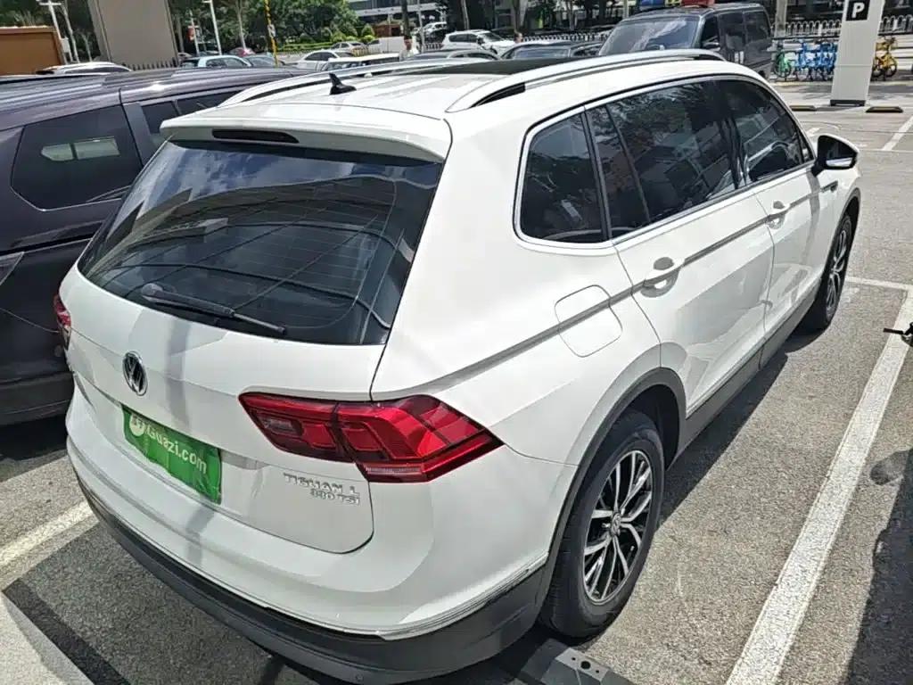 Tiguan L 2017 330TSI Automatic 2WD Luxury Edition — миниатюра 7