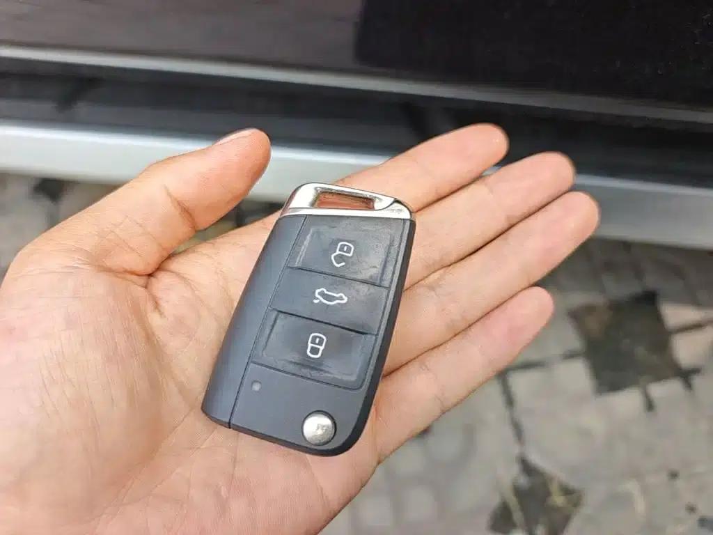 Tiguan L 2024 330TSI Automatic 2WD R-Line Premium Edition — миниатюра 9
