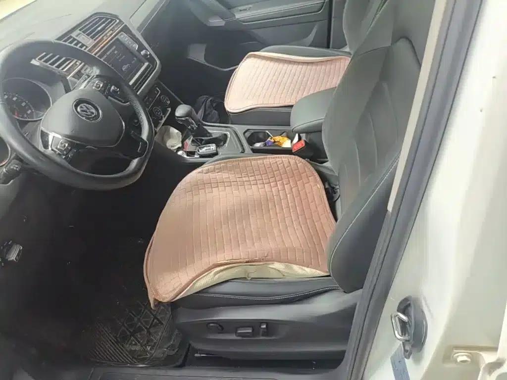 Tiguan L 2018 330TSI Automatic 2WD Comfort Edition — миниатюра 15