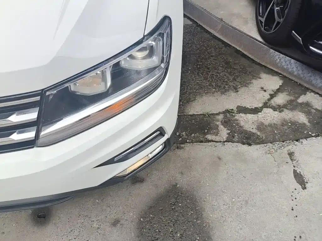 Tiguan L 2018 330TSI Automatic 2WD Comfort Edition — миниатюра 24