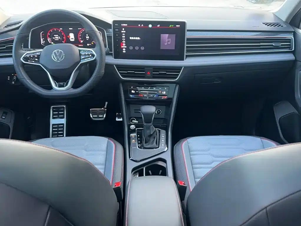 Tiguan L 2023 330TSI Automatic 2WD R-Line Flagship Edition — миниатюра 15