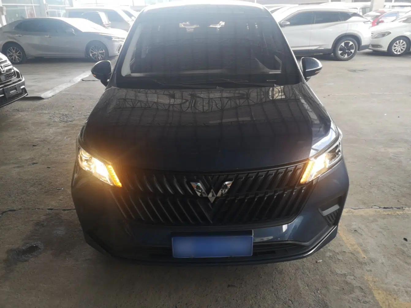 Wuling Jiachen 2022 1.5L Manual Enjoyment Elite Model — миниатюра 2