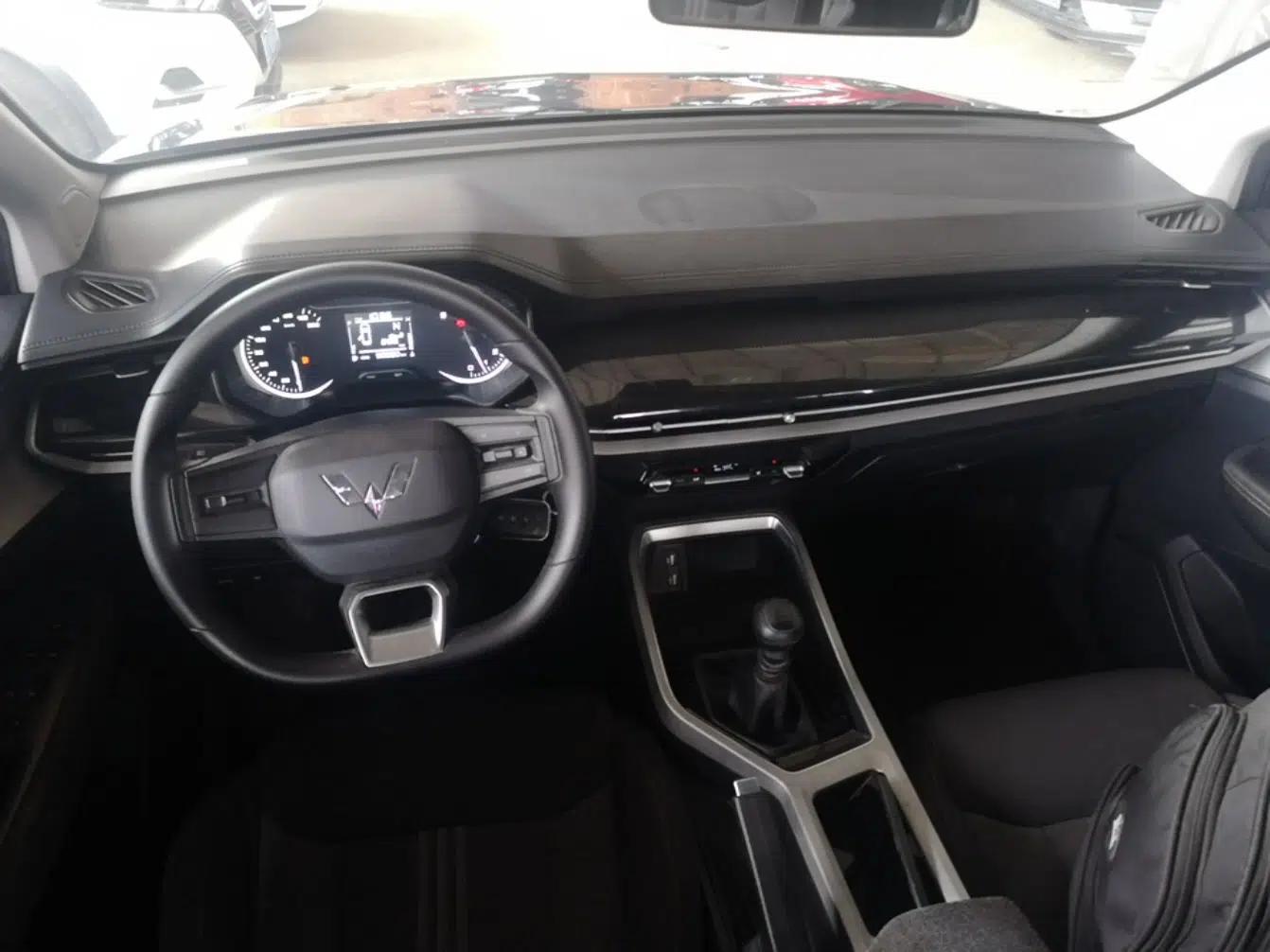 Wuling Jiachen 2022 1.5L Manual Enjoyment Elite Model — миниатюра 12