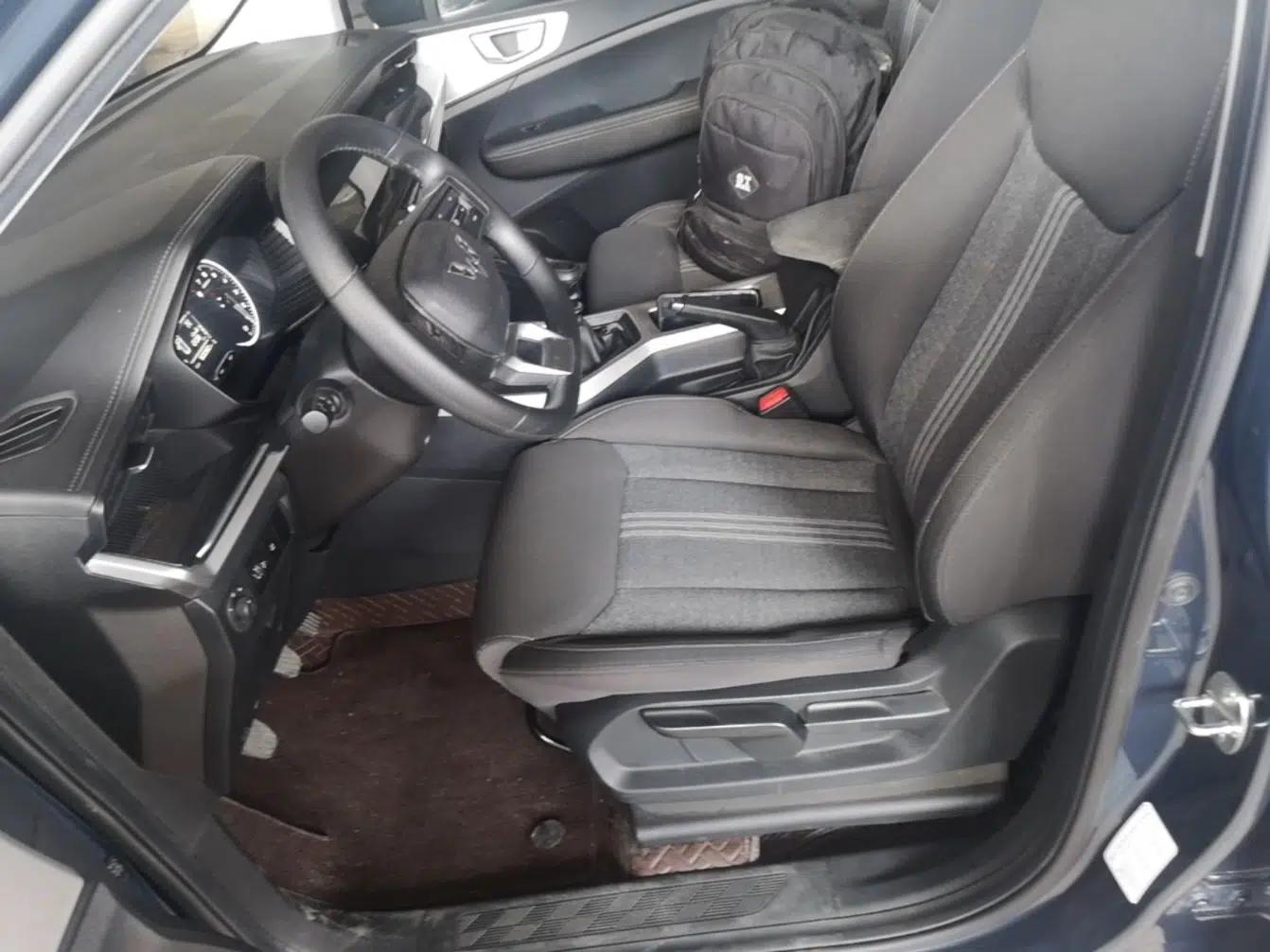 Wuling Jiachen 2022 1.5L Manual Enjoyment Elite Model — миниатюра 17