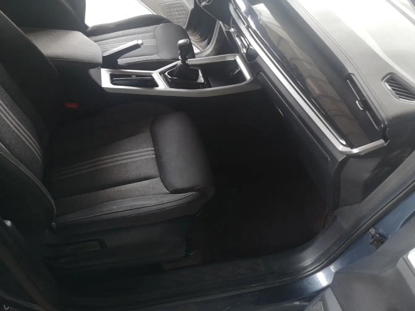 Wuling Jiachen 2022 1.5L Manual Enjoyment Elite Model — миниатюра 19