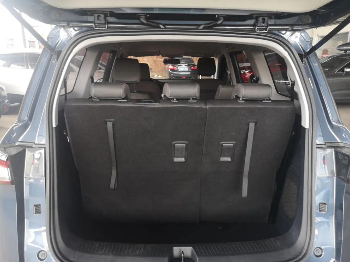 Wuling Jiachen 2022 1.5L Manual Enjoyment Elite Model — миниатюра 22