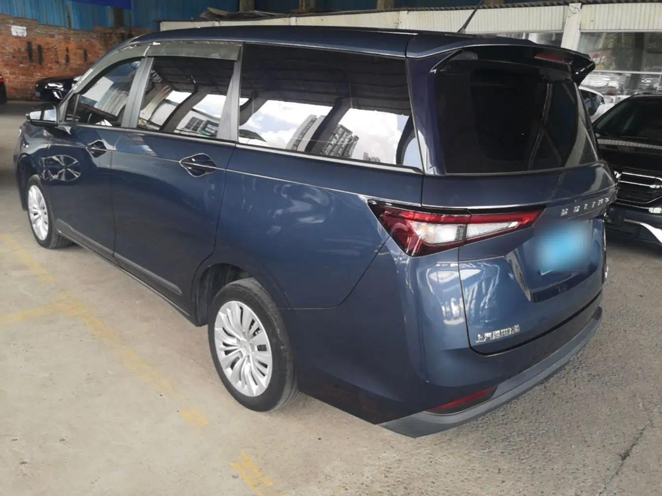 Wuling Jiachen 2022 1.5L Manual Enjoyment Elite Model — миниатюра 4
