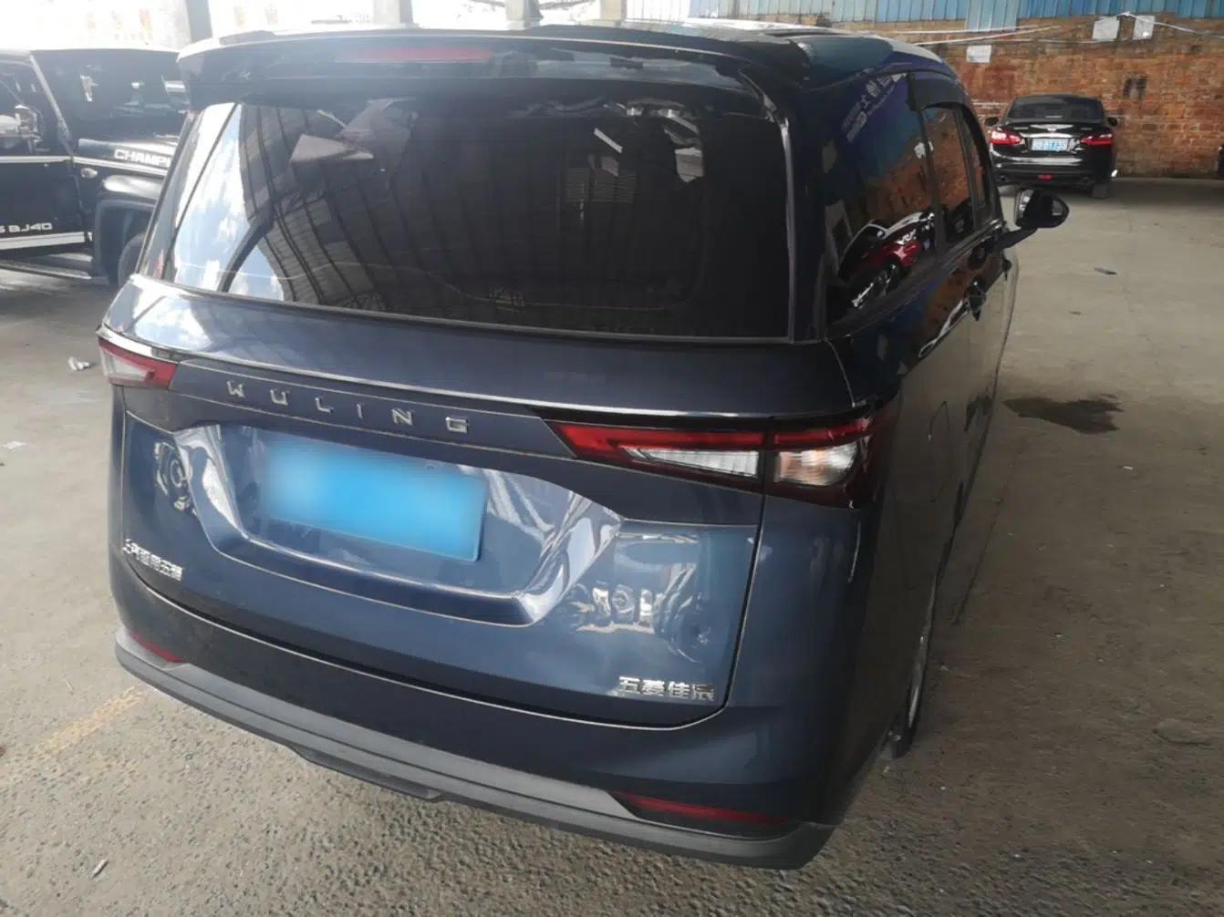 Wuling Jiachen 2022 1.5L Manual Enjoyment Elite Model — миниатюра 6