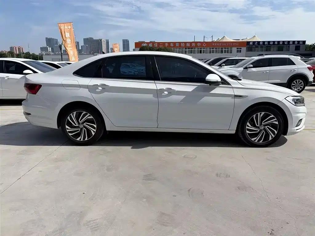 2022 Volkswagen Sagitar 280TSI DSG Flying Edition — миниатюра 5