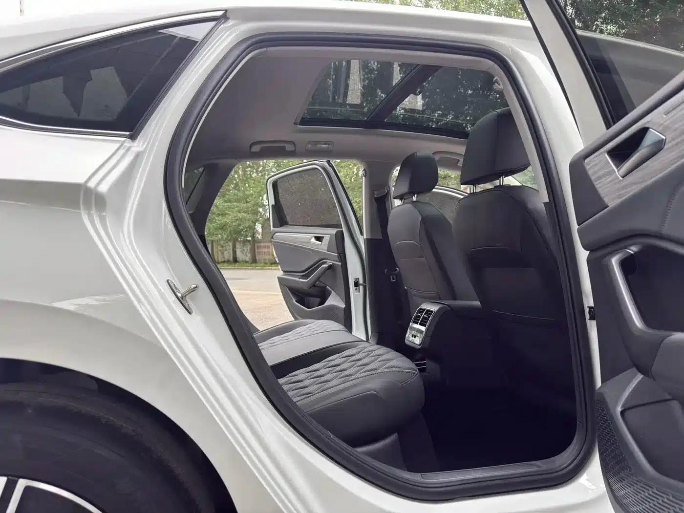 2023 Volkswagen Sagitar 280TSI DSG Super Edition — миниатюра 14