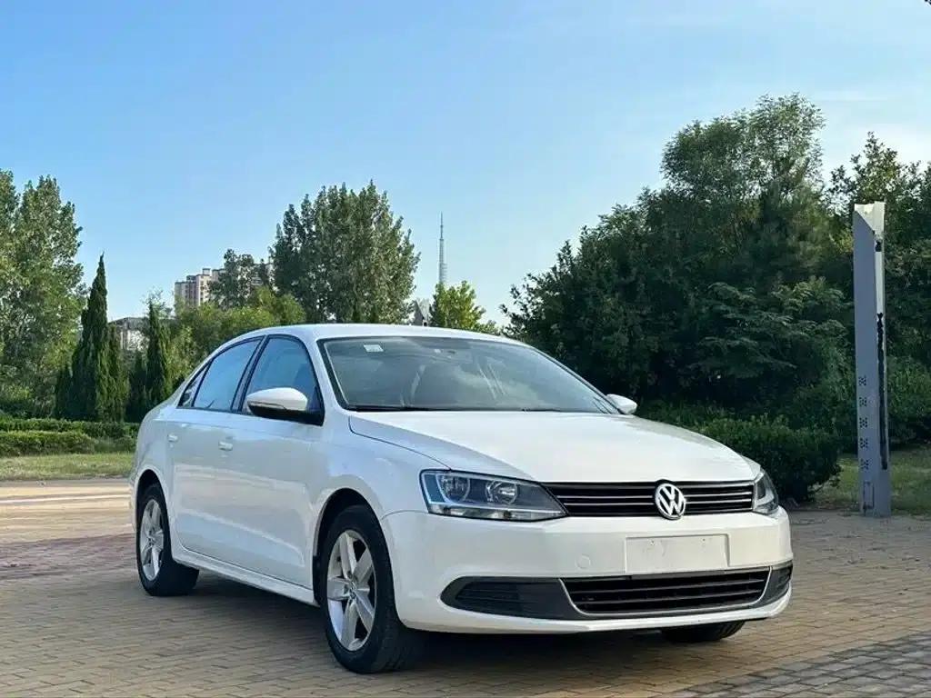 2014 Volkswagen Sagitar 1.4TSI Manual Fashion Edition — миниатюра 3