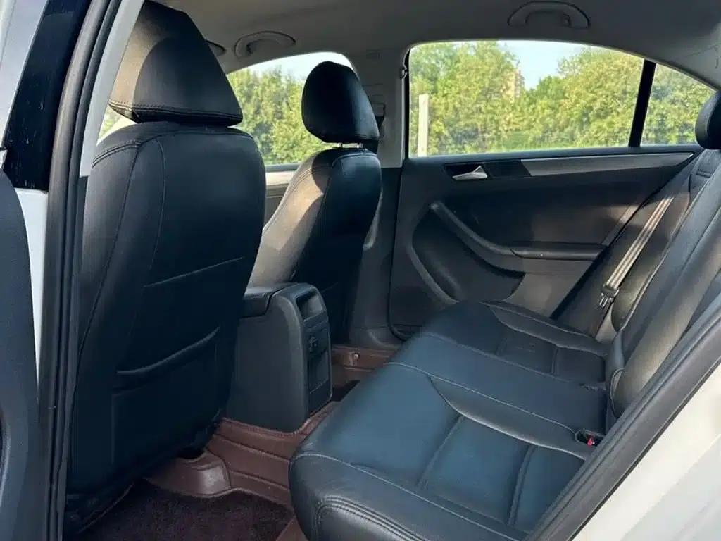 2014 Volkswagen Sagitar 1.4TSI Manual Fashion Edition — миниатюра 7